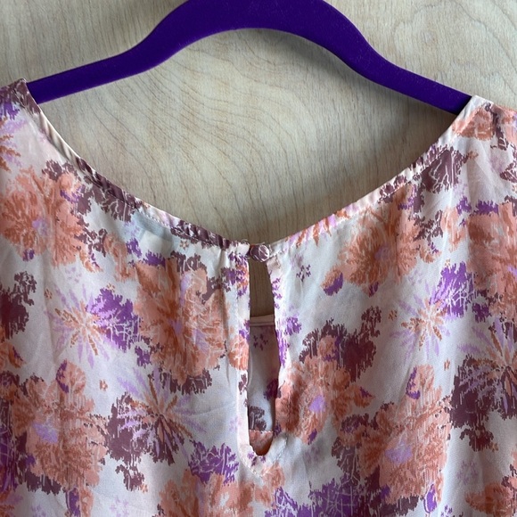 DECREE Ruffle Layered Floral Blouse. Sz: L - Picture 5 of 9